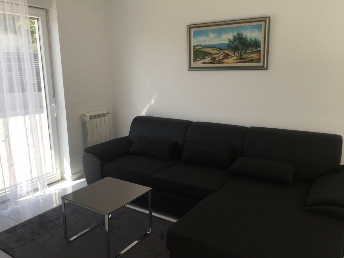 Bakovic Apartment Funtana Exterior photo